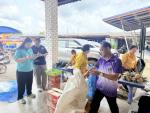 รับซื้อขยะนักเรียนผู้สูงอายุ