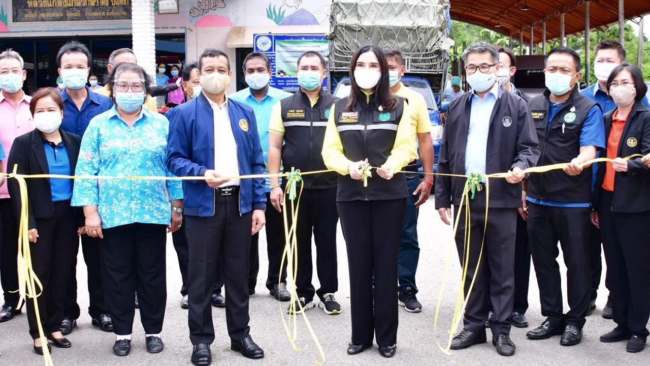 เปิดโครงการสนับสนุนการกระจายผลไม้ของสถาบันเกษตรกรเพื่อรองรับ